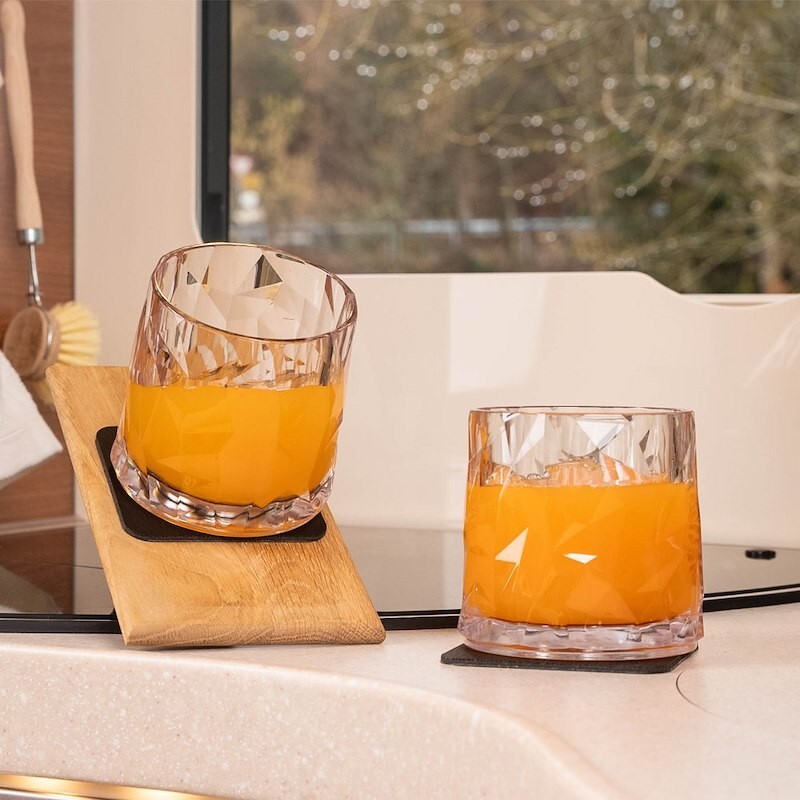 SILWY MAGNET KO-WH-C-2 Magnetic Plastic Glasses Tumbler RV BOAT Set Of 2 Plastic - Image 3