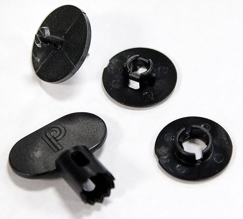 Plasticolor 001634R01 Floor Mats Green John Deere Rubber Set of 2 Universal Fit - Image 3