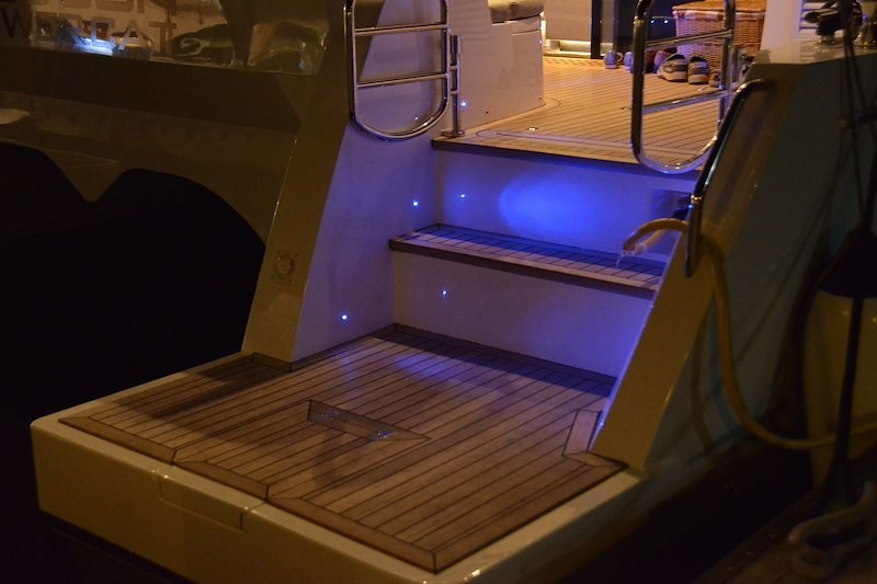 Lumitec 101050 Courtesy Light Exuma Blue LED Clear Lens 10 To 16 Volts 0.55 Watt - Image 2