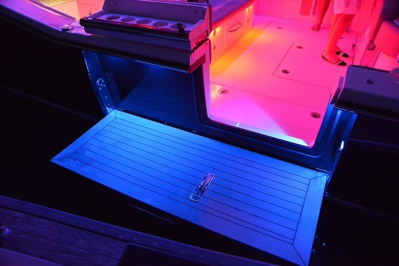 Lumitec 101243 Boat Light Bar Rail2 Surface Mounted 12" White Blue Red LED Bulb - Image 2