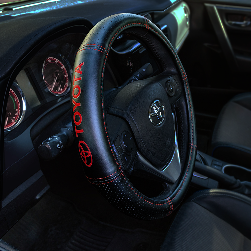 Plasticolor 006498R01 Steering Wheel Cover 14.5 To 15" Wheels With Toyota Logo - Image 4